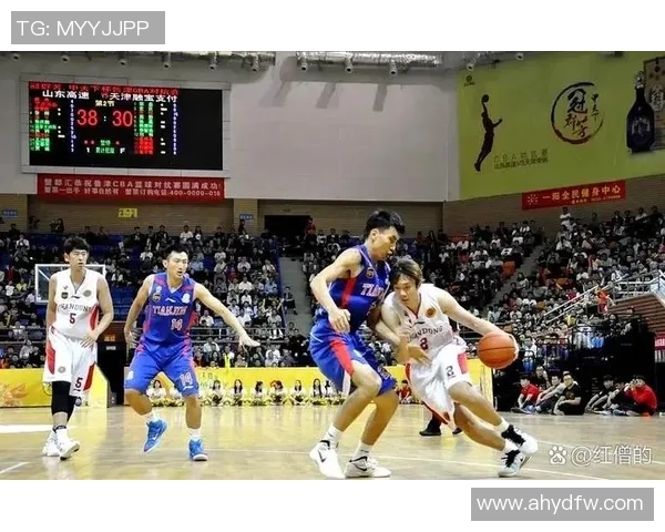 西热力江:从篮球场上的新星到民族团结的象征之路 西热力江:从篮球场上的新星到民族团结的象征之路